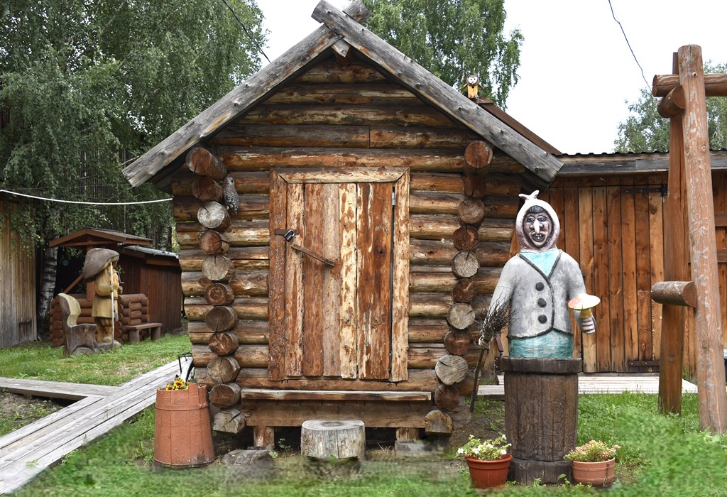 Избушка на курьих ножках
